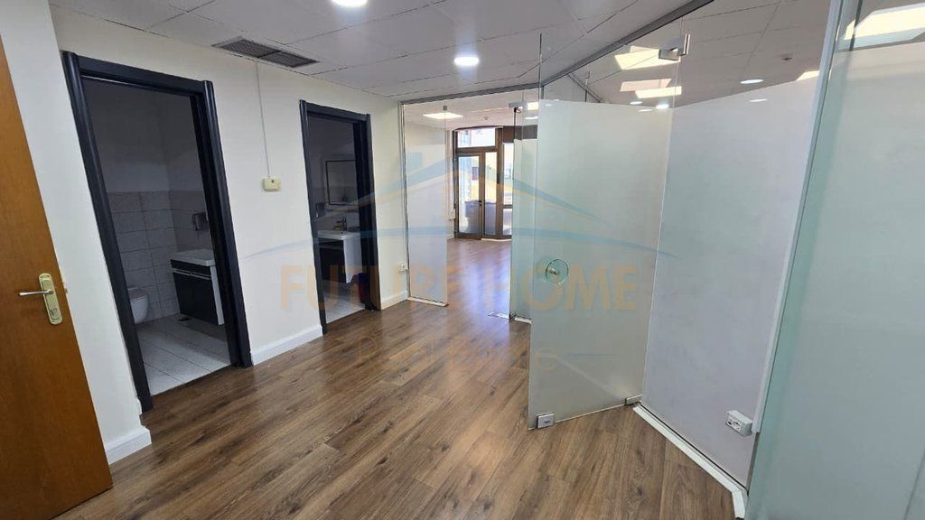 FOR RENT OFFICE SPACE, BLOCK