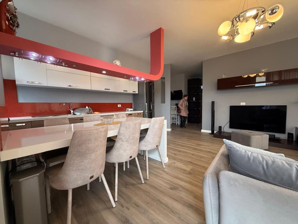 Apartament 2+1 per Shitje, Rruga e re, Vlore.