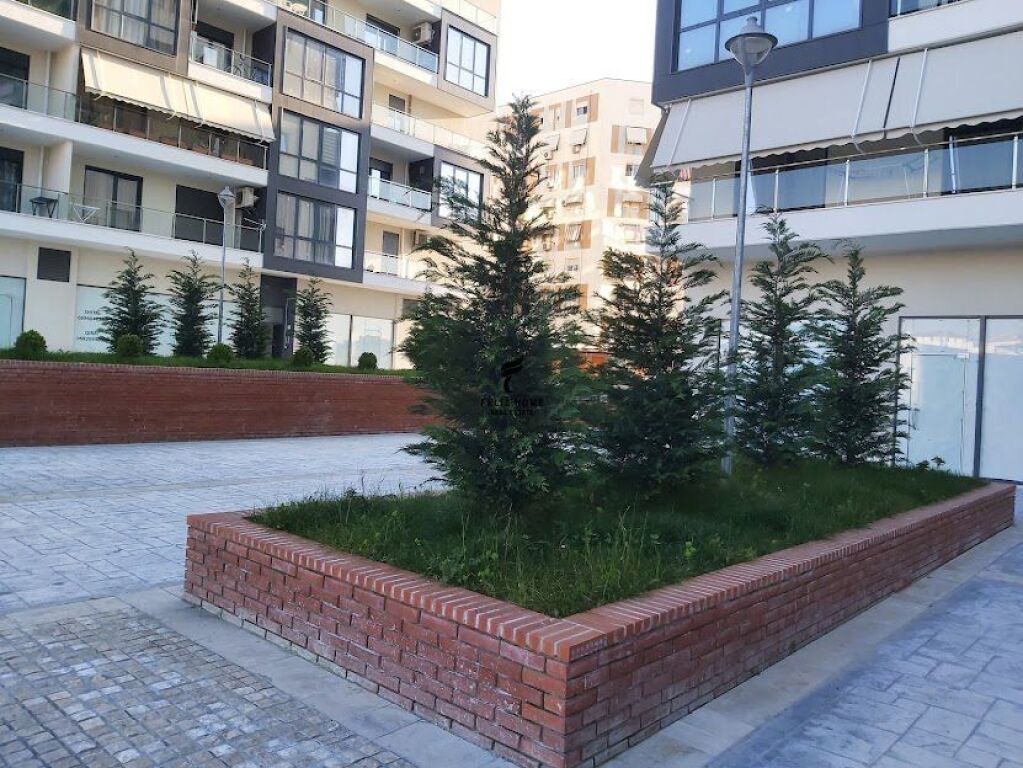 SHITET APARTAMENT 2+1 RRUGA NDRE MJEDA 240.000 EURO FH-78596
