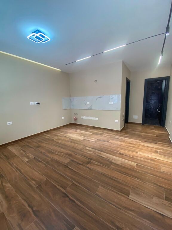 🏢 BUSINESS PREMISES FOR RENT – 21 Dhjetori, near Square 21
