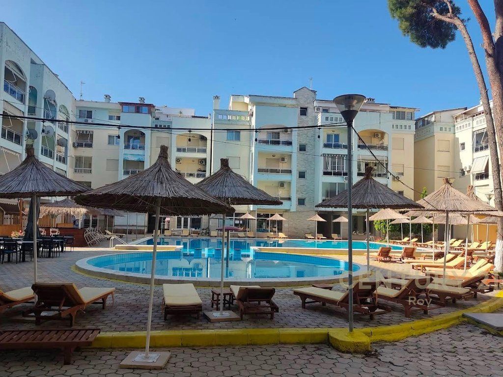 SHITET APARTAMENT 1+1 TEK MALI I ROBIT!ME PAMJE NGA PISHINA!