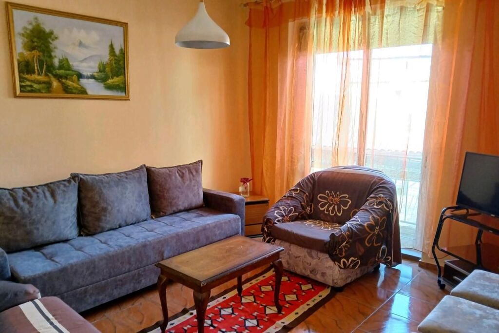 Jepet me qira apartament 1+1 në një nga zonat më të kërkuara të Brrylit, pranë Bar Oslo 500 mije leke te vjetra