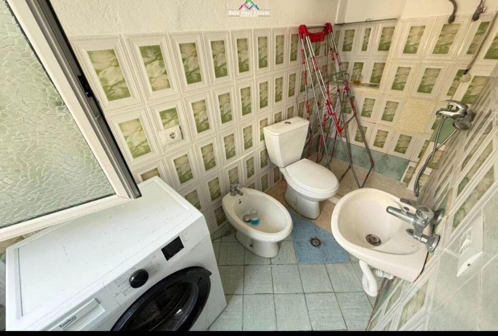 For rent, 1+1, Astir
