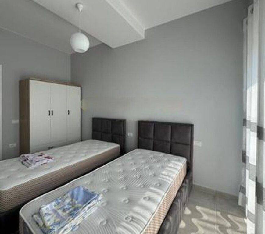 JAPIM ME QIRA APARTAMENT 2+1+2 + Post Parkimi. PRANË SHKOLLËS "NIKET DARDANI", RRUGA BARDHYL