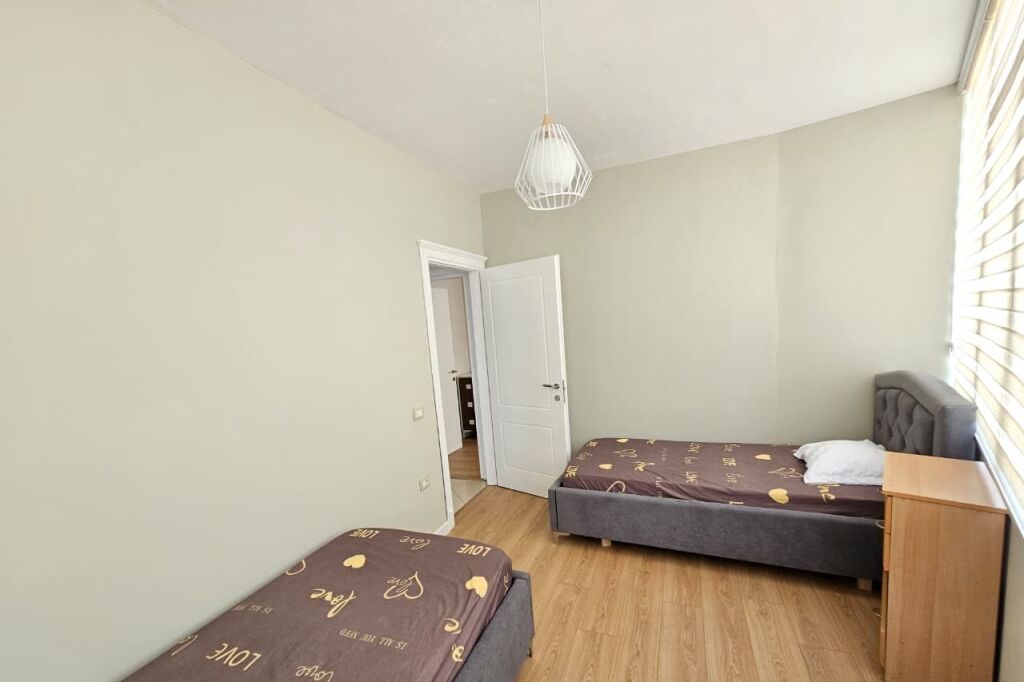 Rent | Apartament 2 + 1 | Stacioni i Trenit | 850 €/month