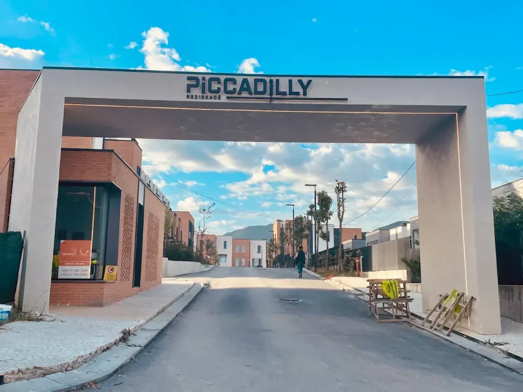 Picadilly Duplex , Teg