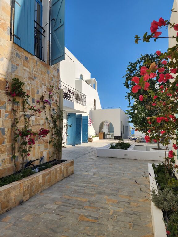 SUPER APARTAMENT 1+1 PER SHITJE --SANTORINI--DRIMADHE