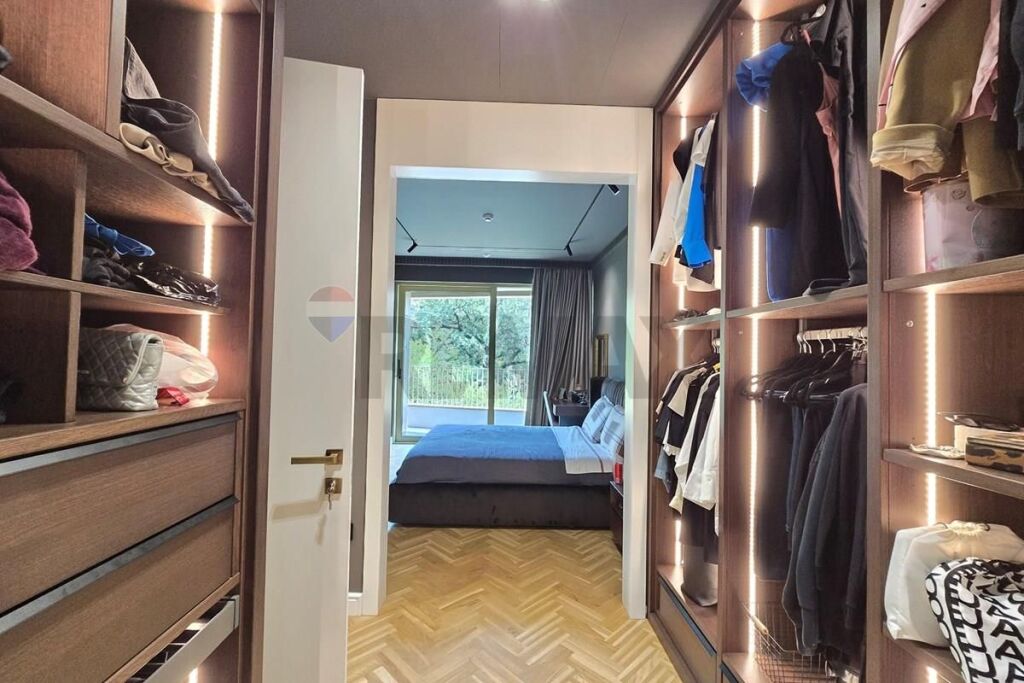 Duplex for sale near Qemal Stafa Stadium