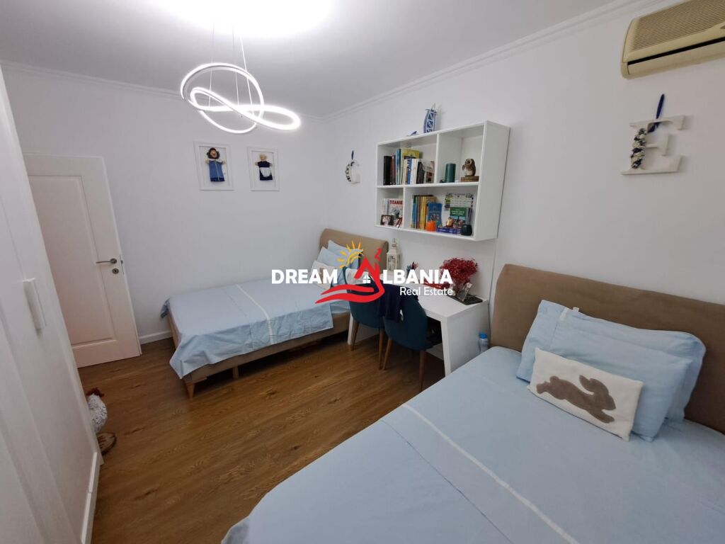 Super Apartament 2+1+2 Ballkone ne Shitje ne Laprake, Prane KMY (ID 5129001)
