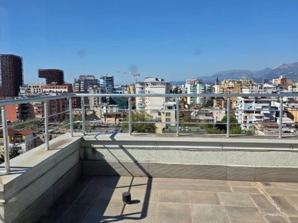 For sale, Apartment 3+1, Former Exhibition, Tirana