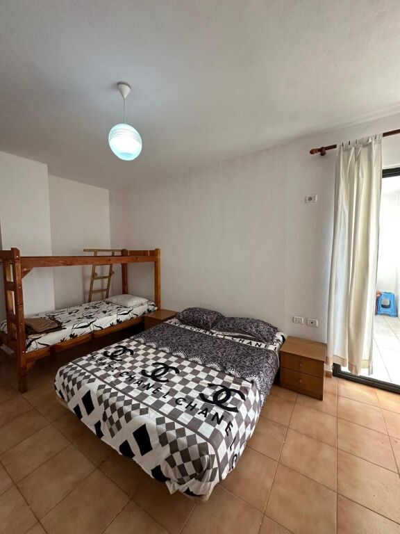 Jepet me qira 1+1 Yzberisht 30.000 leke