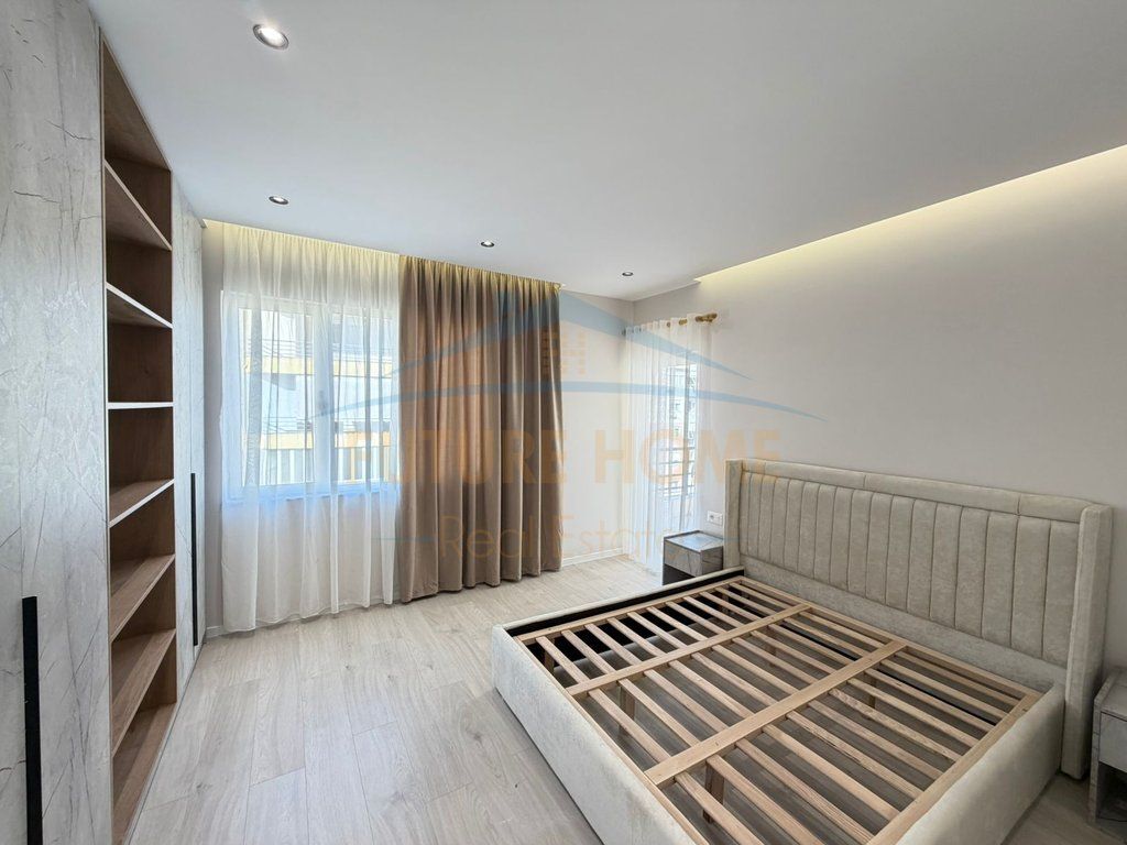 Shitet, Apartament 1+1, Unaza e Re, Tiranë 119,000 €