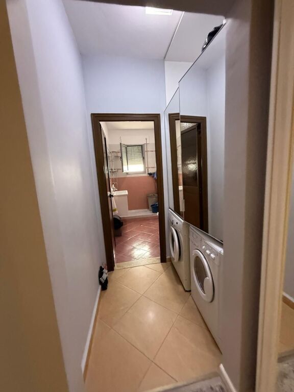 Apartament 2+1 per Shitje, Rruga e re, Vlore.