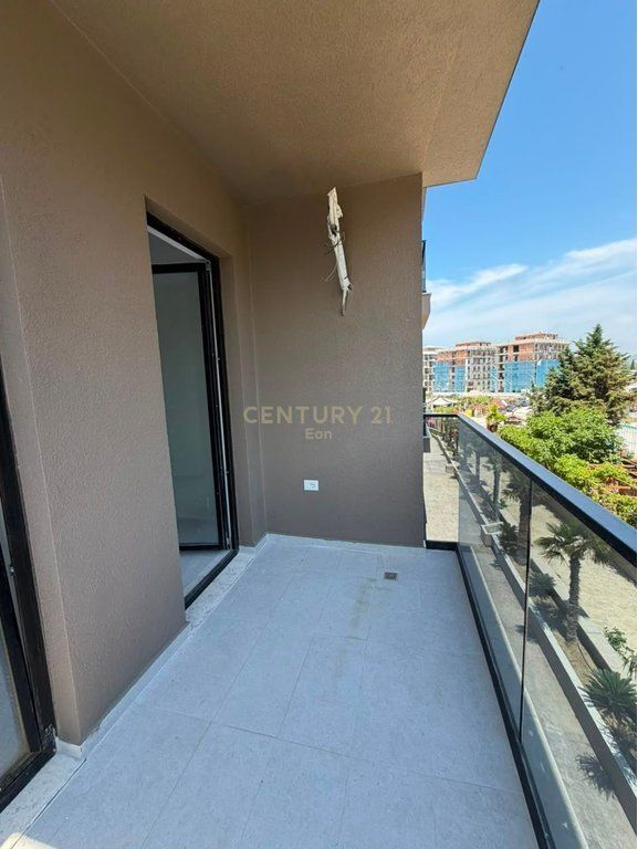 13 APPARTAMENTI 1+1 IN AFFITTO IN UNA RESIDENZA CON PISCINA, PER INVESTIMENTO A MALIN E ROBIT !! 3.450 € /Mese