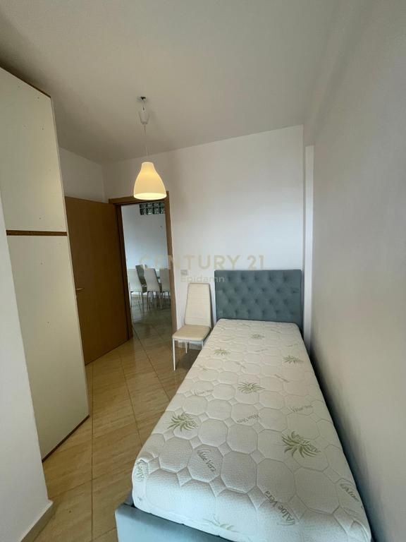 Apartament 2+1 Me Qira në Qendrën e Durrësit !