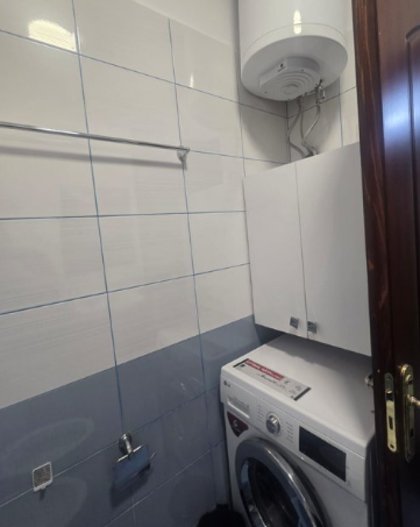 APARTAMENT 2+1 PRANE TELEFERIKUT-FRESK PER QERA
