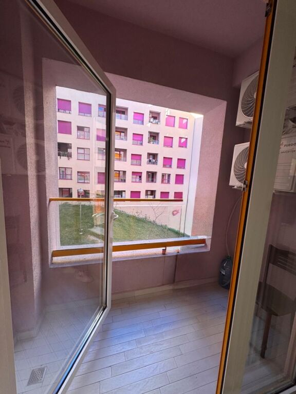 Affittasi appartamento 1+1+Posto Auto, residenza Kadiu!
