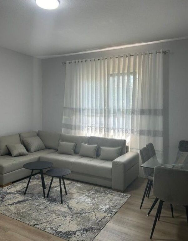 RRETHRROTULLIMI I SHKOZES, APARTAMENT 2+1 PER QIRA