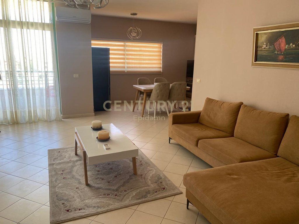 JEPET ME QIRA APARTAMENT 2+1+2 NE VOLLGA !