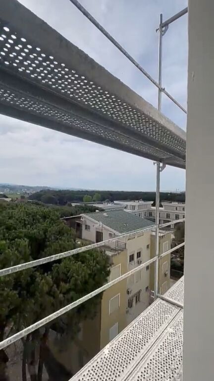 Shitet apartament ne Qeret