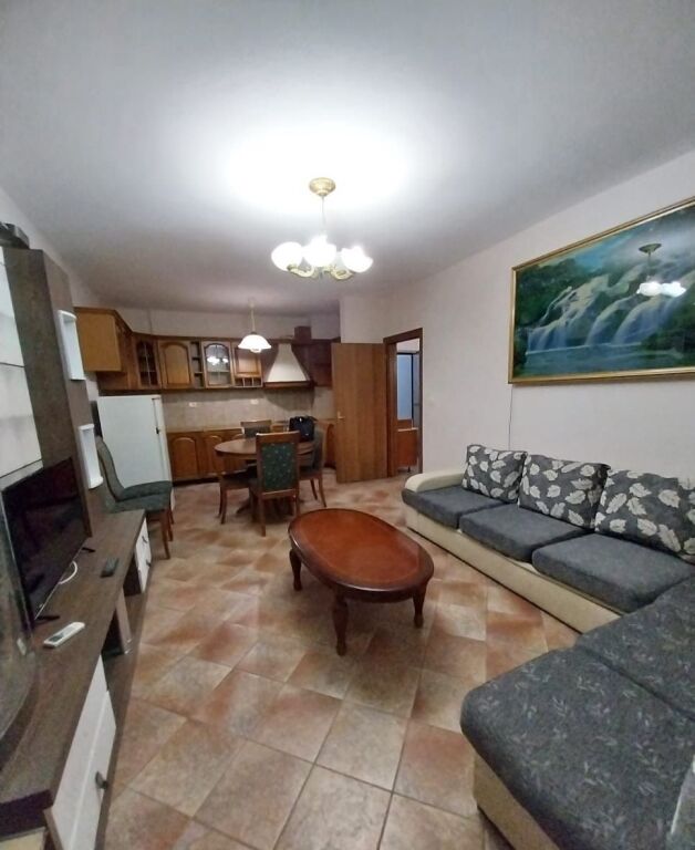 Affitto | Apartament 1 + 1 | Komuna e Parisit | 550 €/mese