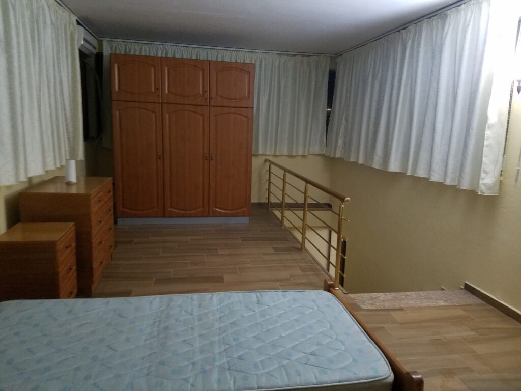 Appartamento 1+1 in affitto con Ali Dem vicino alla Strada Principale vicino alla scuola 1 Maggio 330 mila lek vecchi
