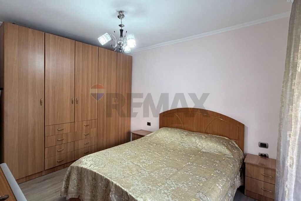 Appartamento - In Vendita - Fusha Ali Demi, Tirana