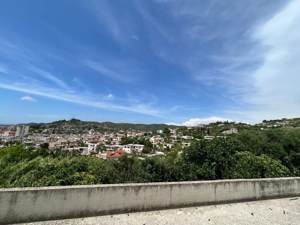 Dy Shtëpi Private për Shitje në Lagjen 4 Heronjtë, Vlorë