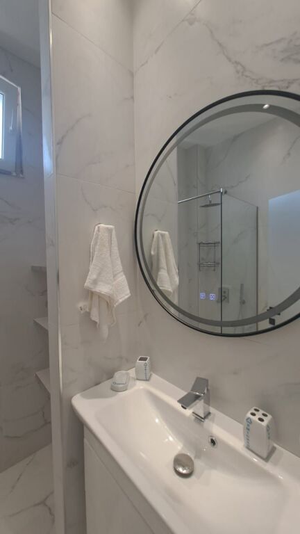 JEPET APARTAMENT 2+1 PER QERA VIJA PARE ME DETIN NE ILIRIA!