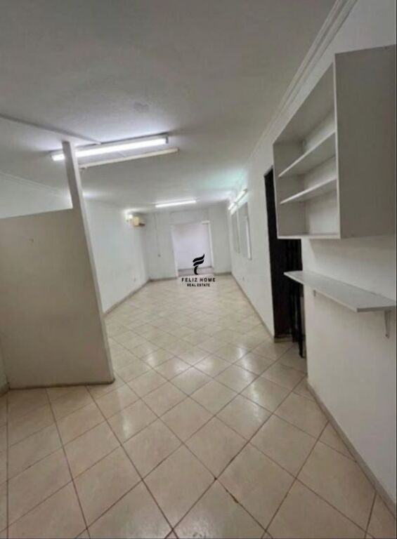 DYQAN ME QERA 38 M2 RRUGA E BARRIKADAVE 50.000 LEKE FH-78531