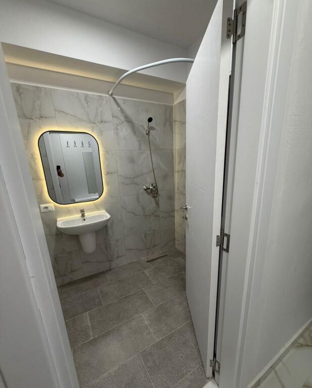 Qera | Garsoniere | Laprakë | 380 €/muaj