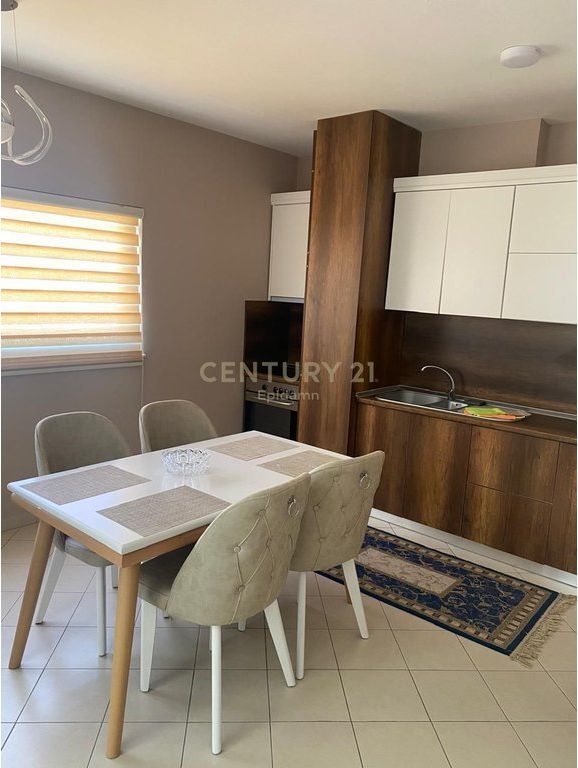 JEPET ME QIRA APARTAMENT 2+1+2 NE VOLLGA !