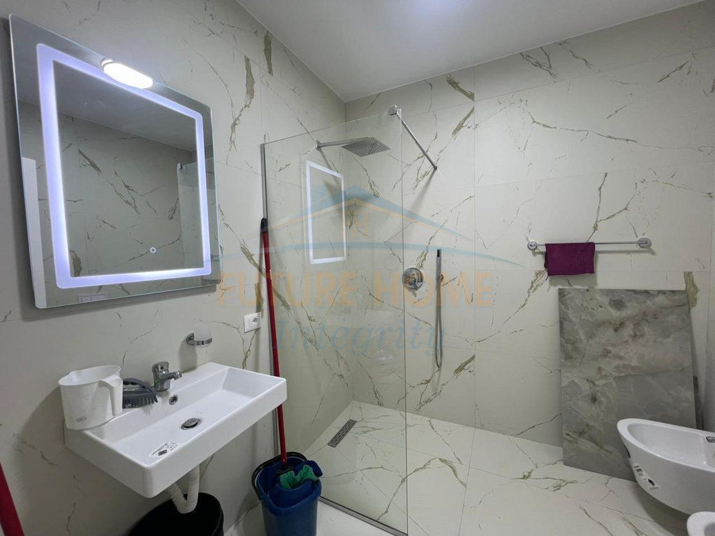 Qera, Apartament 2+1, Rezidenca Porta Tirana e Re, Tiranë.