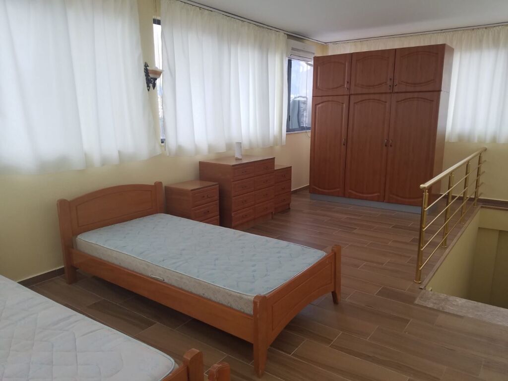 Duplex in affitto - Ali Demi