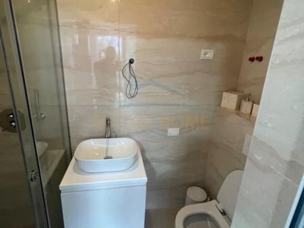 Qira Apartament 2+1+2, Qendër, Tiranë