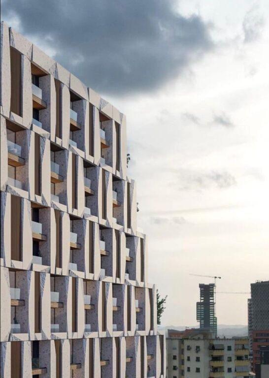 Shitet Apartament 2+1 – Monolith Residence, Rruga Bardhyl 📍