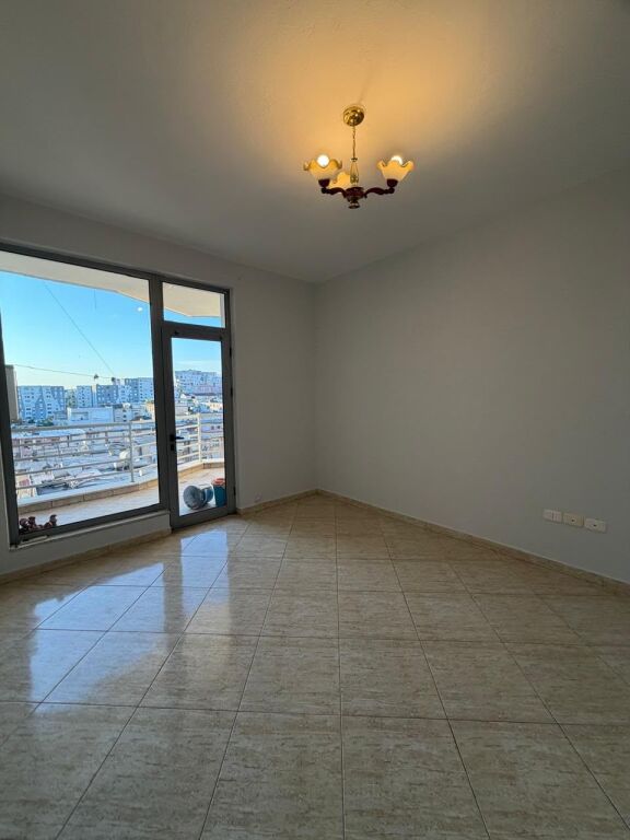 Shitet Apartament 2+1+2 📍në Rrugën e Kavajës (Globi)