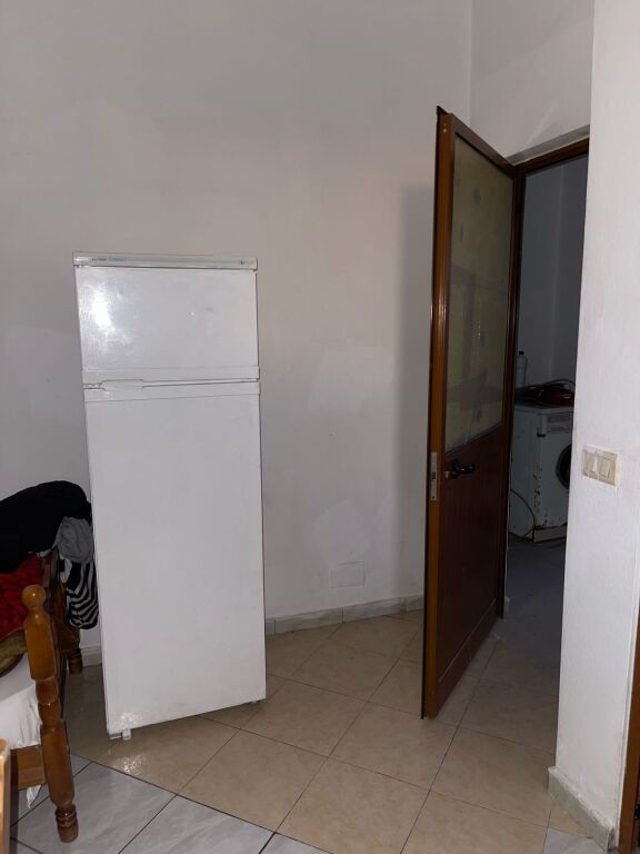 GARSIONERE 22000 LEKE.RRUGA GRAMOZ PASHKO