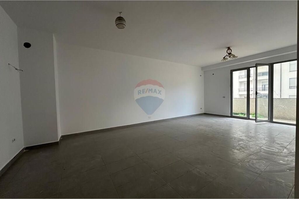 2+1 APARTMENT FOR SALE – KINOSTUDIO, TIRANA