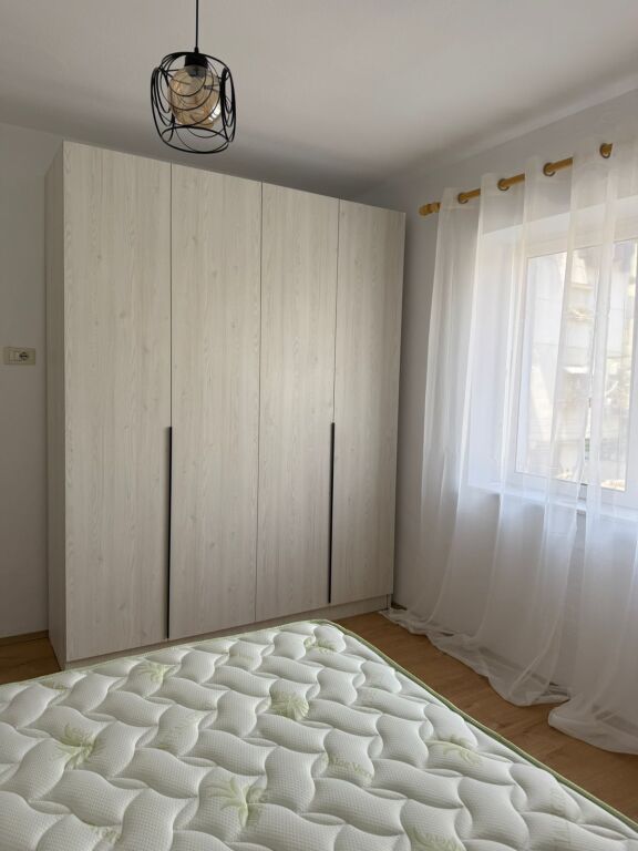 Rruga Bardhyl-Jepet me qera apartament 1+1.