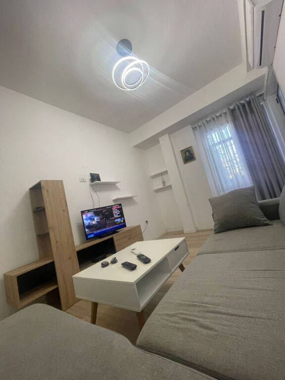 In affitto 2+1+ parcheggio per soli 40.000 lek/mese