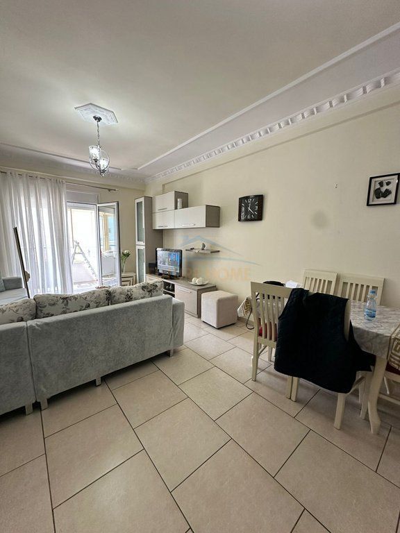 Qera, Apartament 1+1, Transballkanike, Vlore. 400 €