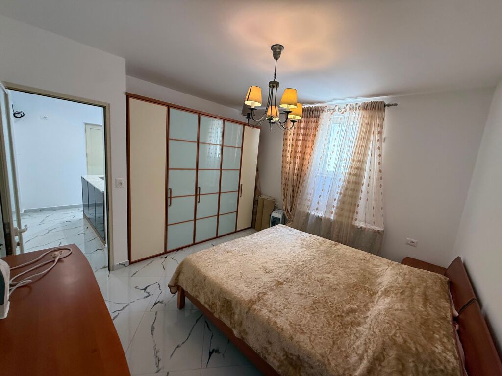 🏡 Jepet me Qera Apartament 2+1 – 📍Rruga Besa, pranë Piceri La Fortuna💶Cmimi 55.000 Lekë/Muaj