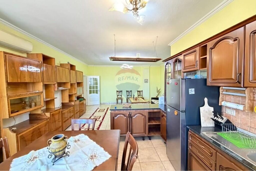 Appartamento - In Vendita - Via Tefta Tashko, Tirana