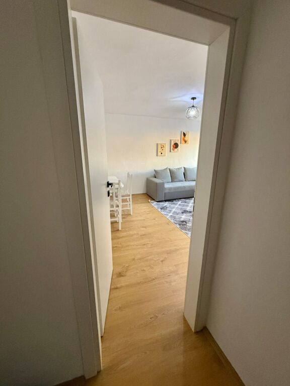 Apartament me qera 1+1 - 📍Rruga Bardhyl, prane bar Oslo