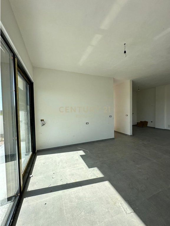 EXCLUSIVE! INDIVIDUAL VILLA WITH POOL FOR SALE IN LALZ BAY! 340,000€
