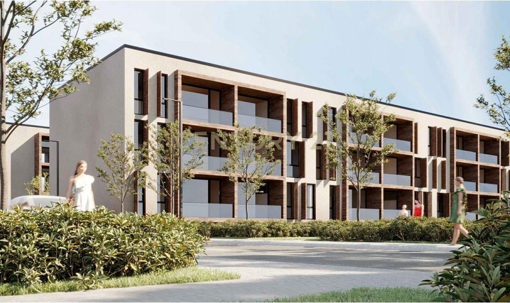 Apartment 1+1 for sale at Gjiri Lalzit Bay !