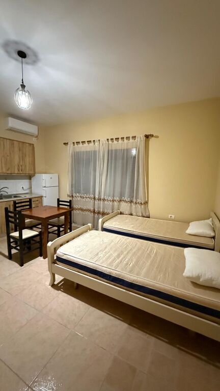 Garsoniere - Studio - Selite - Tiranë
