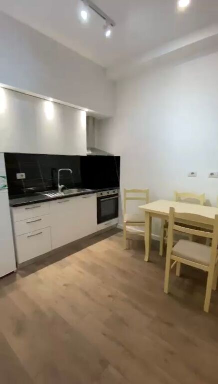 Apartament 1+1 me qera tek Kopshti Botanik