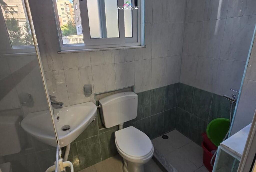Monolocali in affitto a 21 Dhjetori (ID BG179) Tirana
